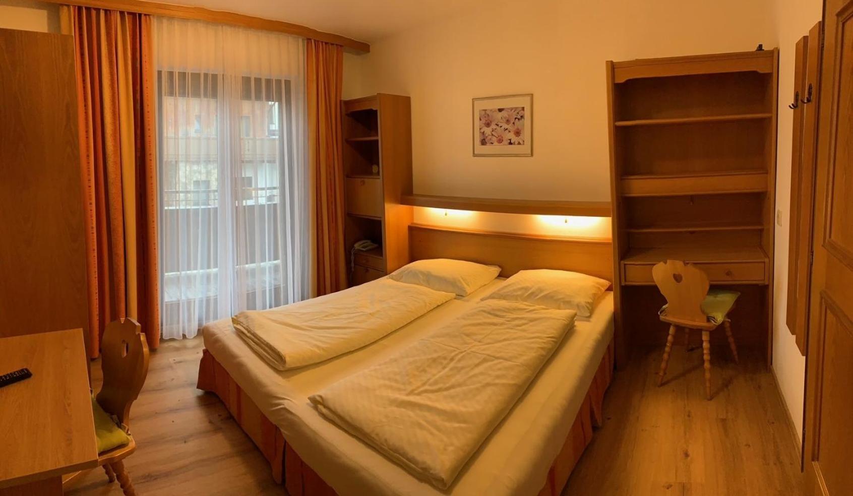 Pension Haus Riedlsperger Saalbach-Hinterglemm Bagian luar foto
