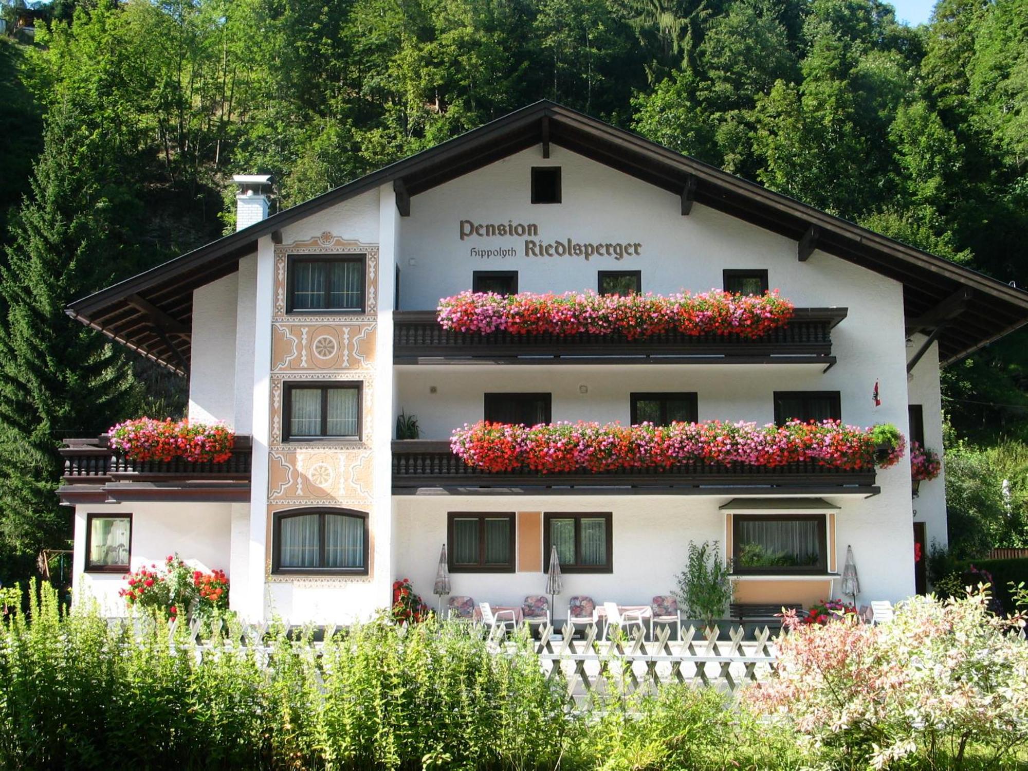 Pension Haus Riedlsperger Saalbach-Hinterglemm Bagian luar foto