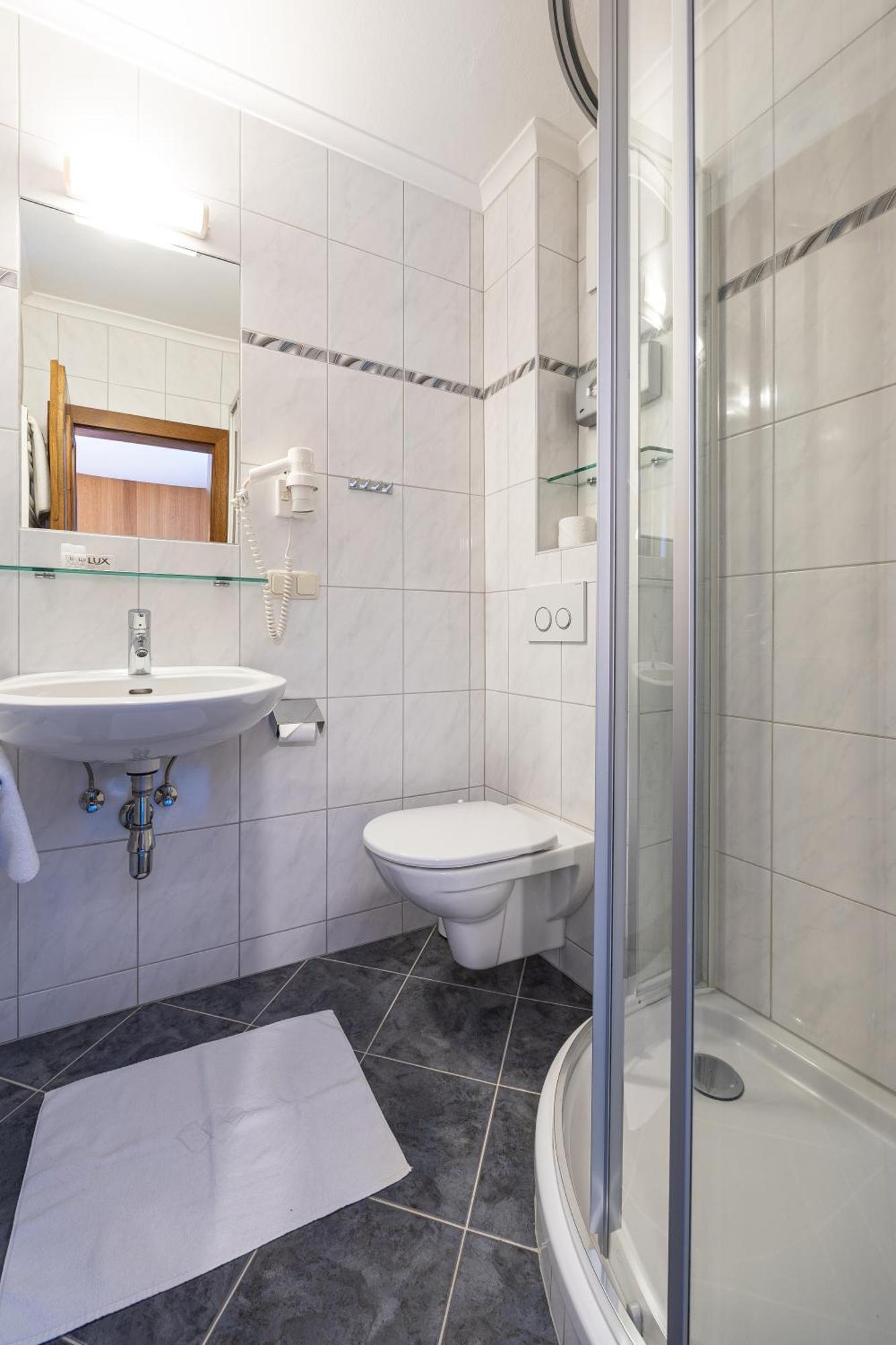 Pension Haus Riedlsperger Saalbach-Hinterglemm Bagian luar foto