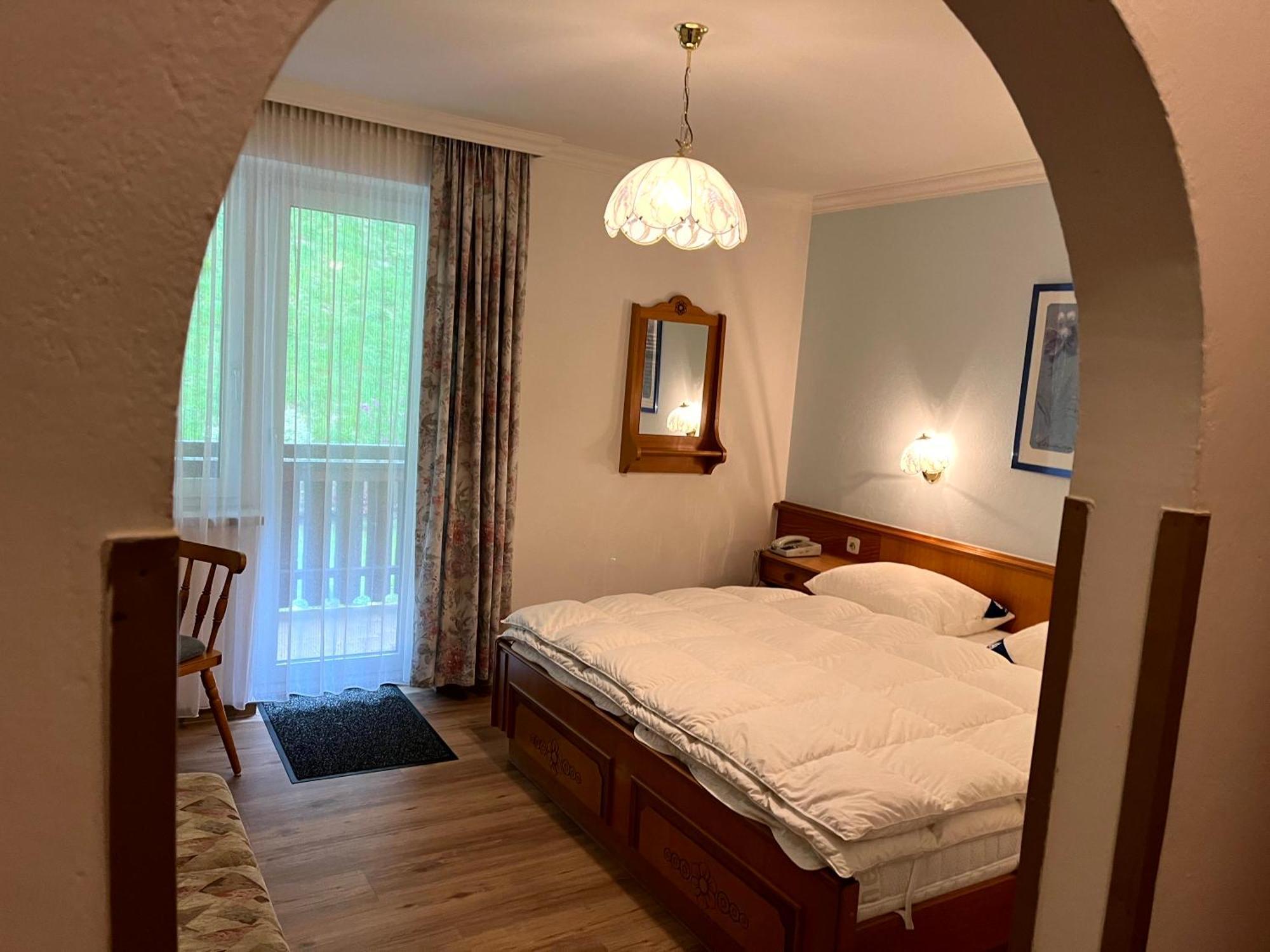 Pension Haus Riedlsperger Saalbach-Hinterglemm Bagian luar foto